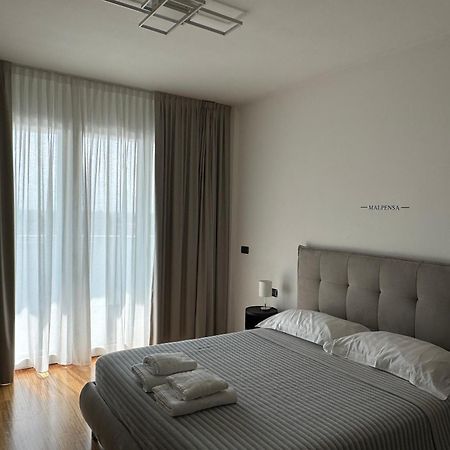 White Malpensa Галларате Екстер'єр фото